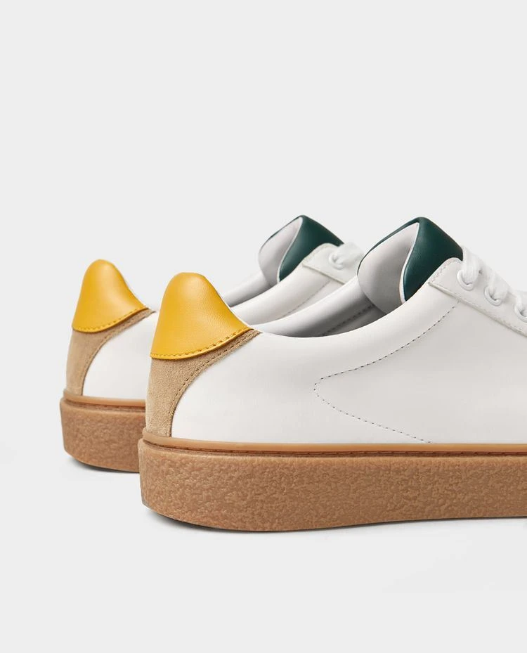 product-750-929 Classic White Sneakers