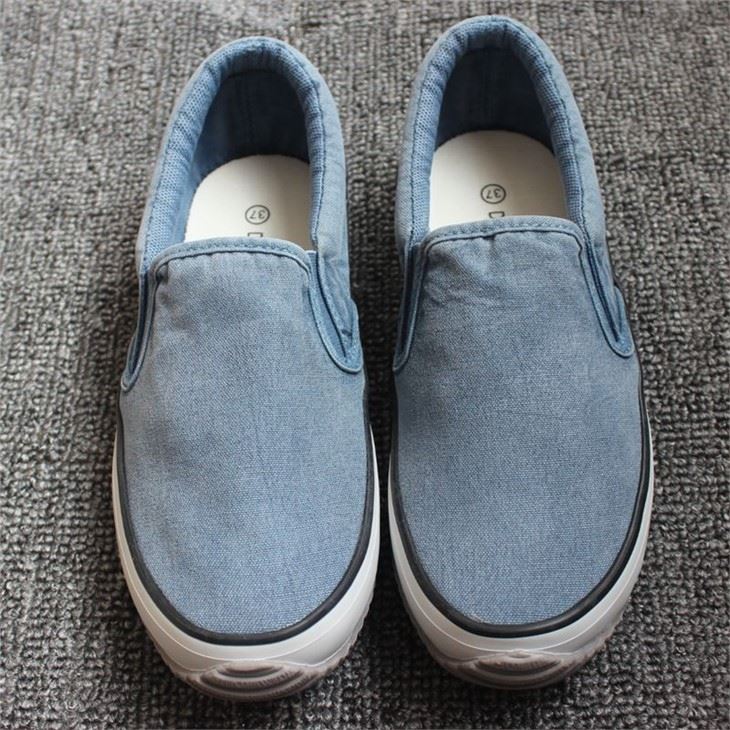 Slip-on blue color canvas shoes Unisex