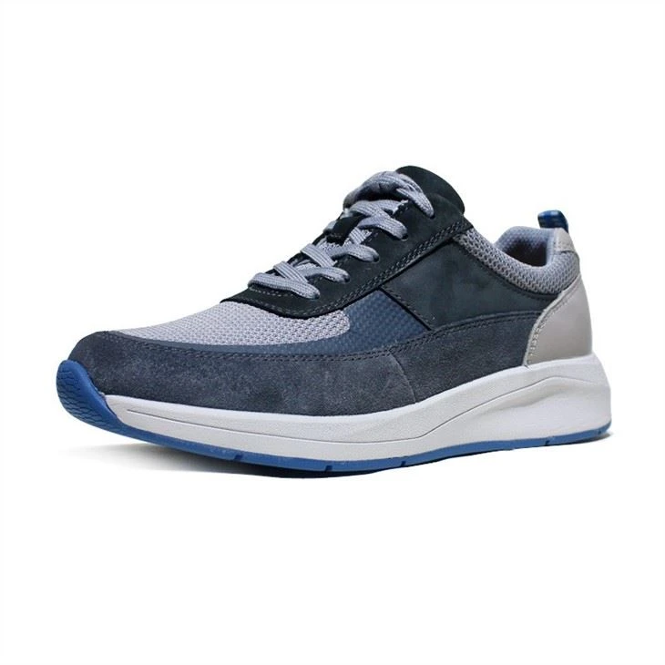Mesh Upper Breathable and Comfortable Walking Shoes Flexible Sports Running Shoes
