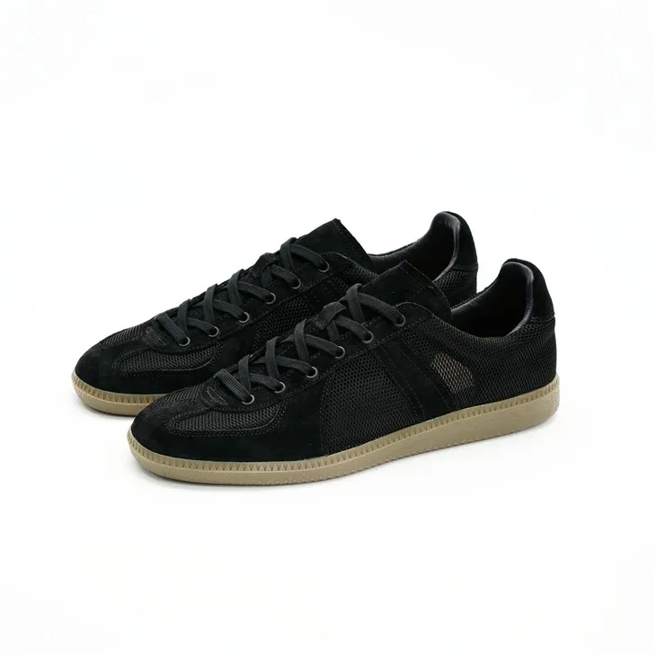 Black Comfortable Unisex Athletic & Casual Sneakers factory