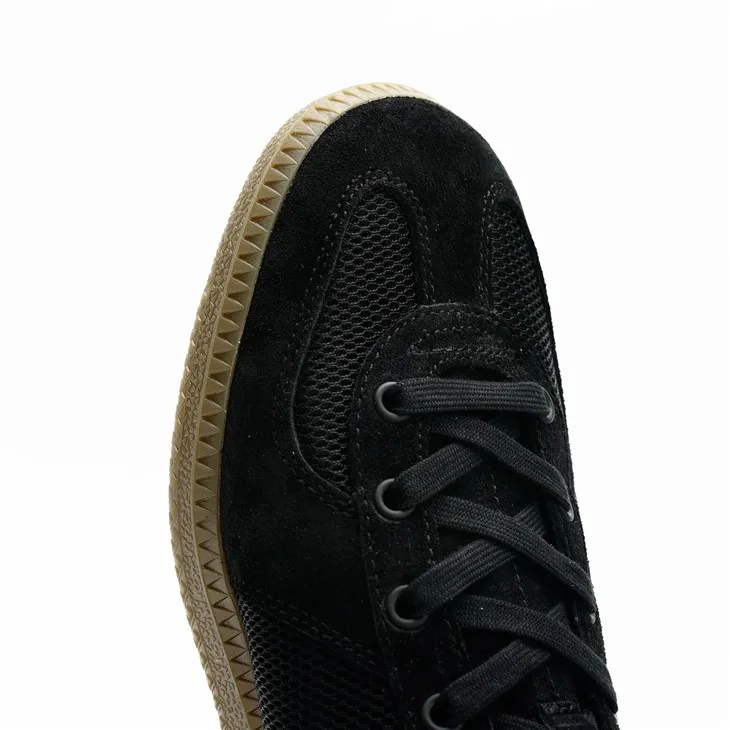 Black Comfortable Unisex Athletic & Casual Sneakers price