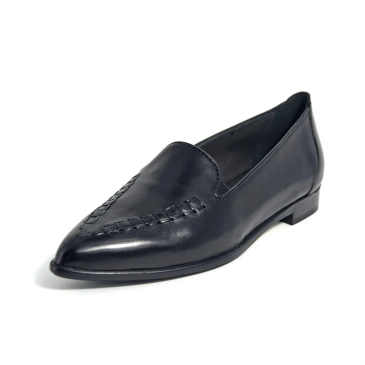 Elegant Pointed Black Leather Stitched Loafers factory