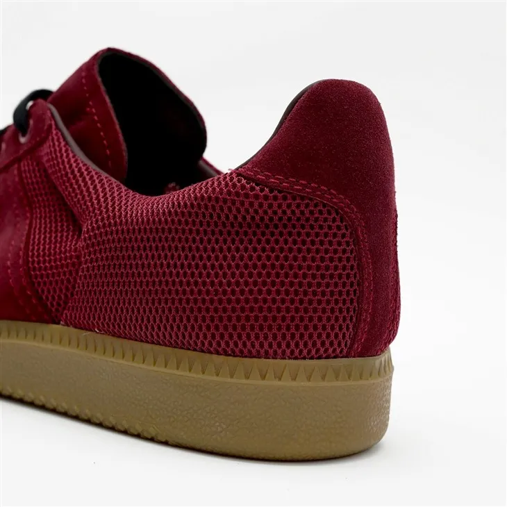 Breathable Mesh Trainers Unisex Casual Shoes price