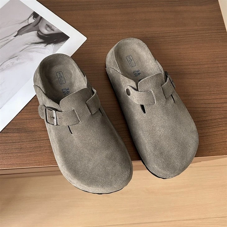 Height Increasing Closed Toe Suede Clog Slides