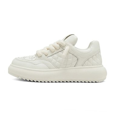 Customized Trendy Women Sneakers