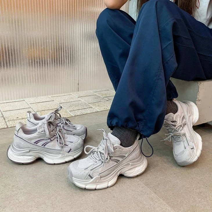 product-1-1 Women's chunky platform sneakers worn in both colourways
