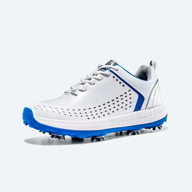Stay Cool And Confident With Golf Shoes